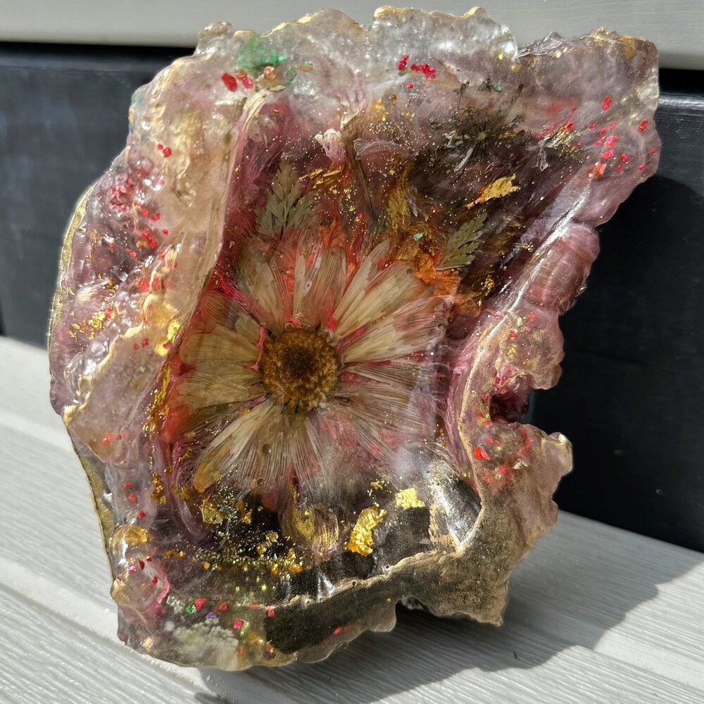 Handmade Resin Flower Jewelry Dish Gold Leaf Pressed Flower Ring Holder Trinket - Picture 5 of 8
